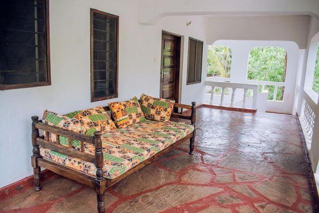 Kijani Cottages Diani Diani Beach Bagian luar foto
